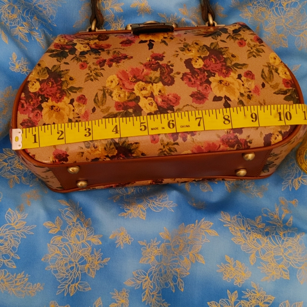 Patricia Nash Floral Vintage-Style Handbag - Picture 4 of 6